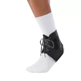 Mueller-ATF3-Ankle-Brace-bokarogzito
